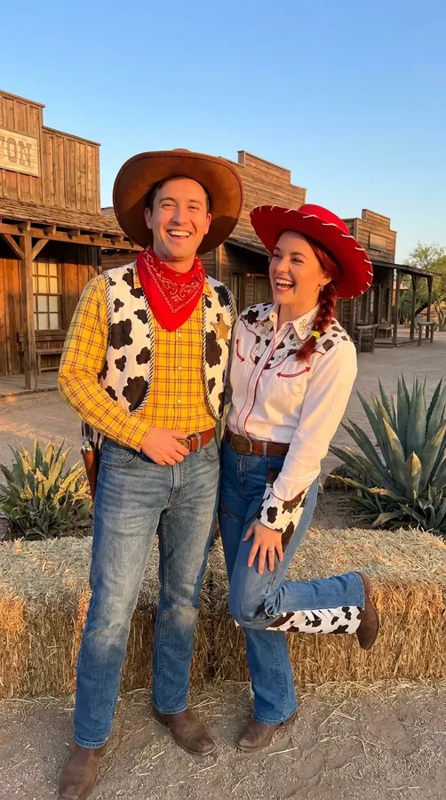 Woody and Jessie Toy Story costumes with cowboy hats, western shirts, denim, and cow-print details.
